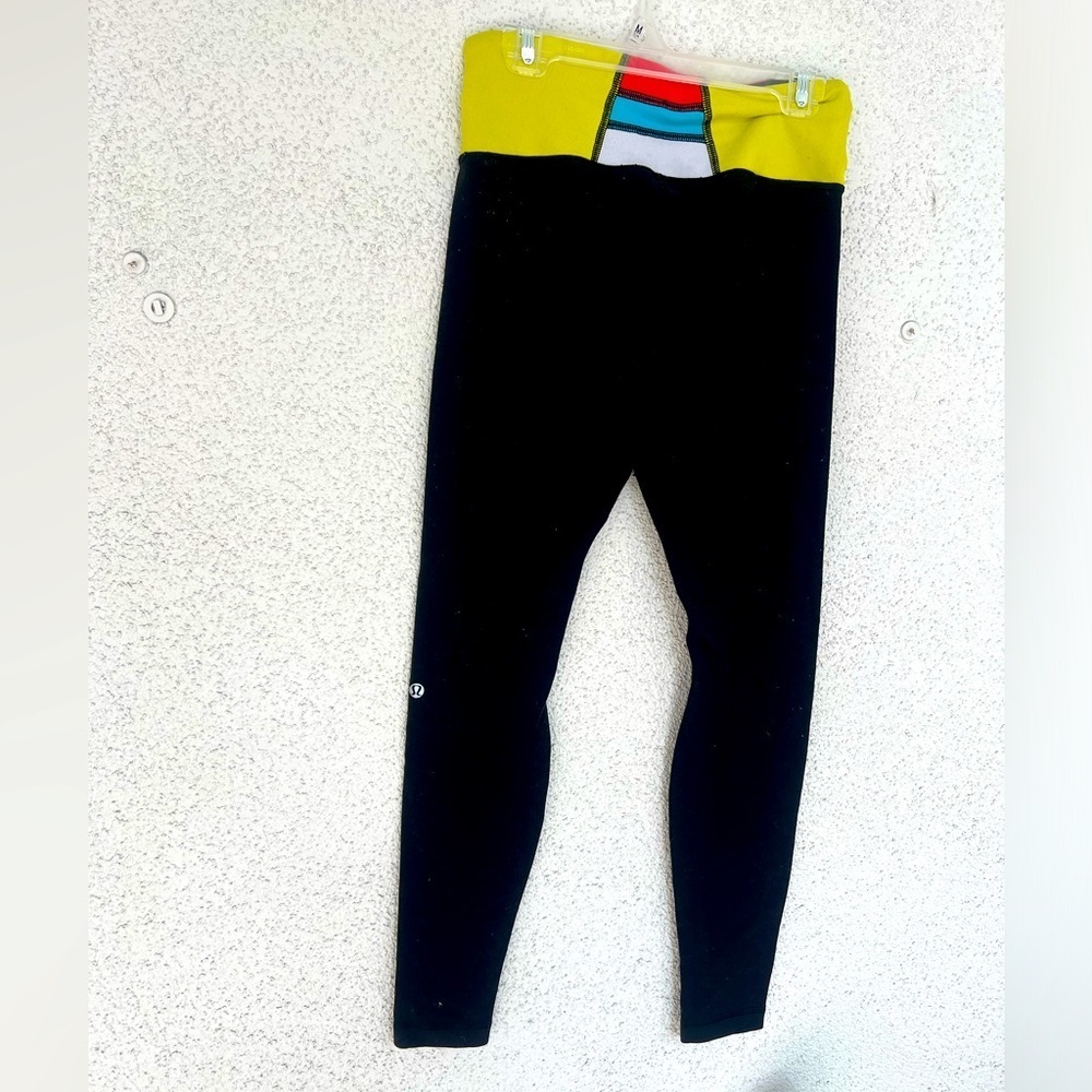 Lululemon legging black with color block waistband 4